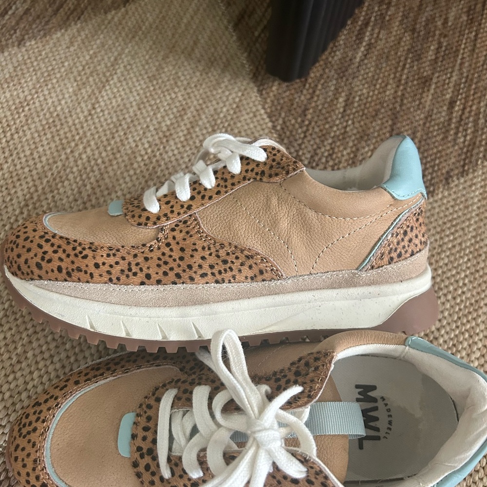 Madewell Tan and Cream Sneakers